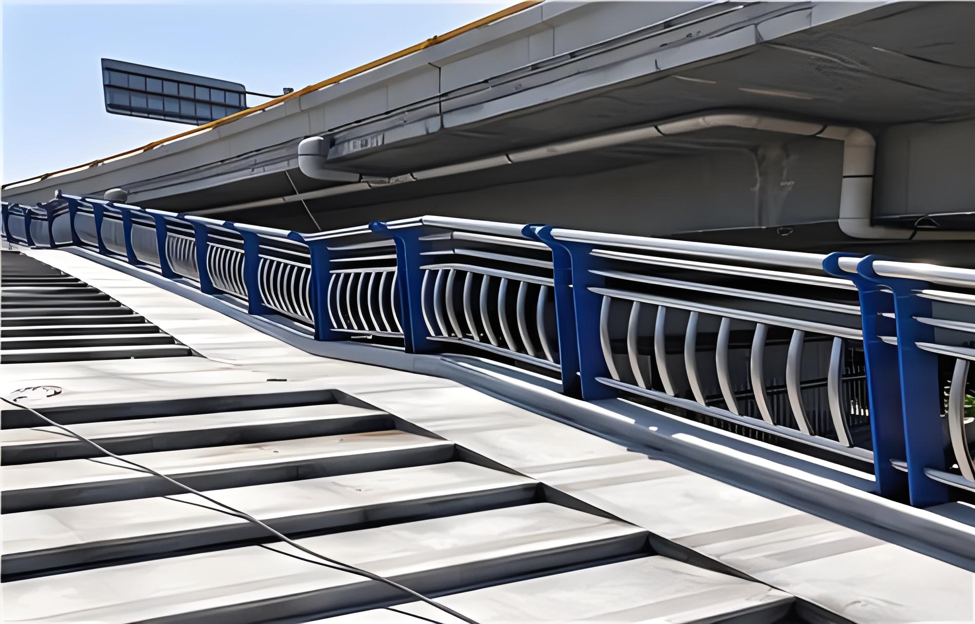 文山不锈钢桥梁护栏维护方案：确保安全，延长使用寿命